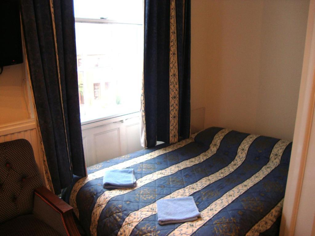 Clock Tower Hotel Exeter Pokoj fotografie