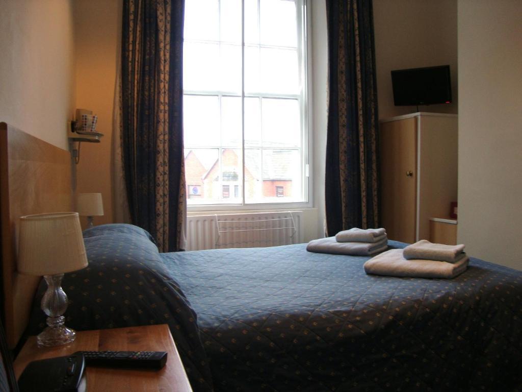Clock Tower Hotel Exeter Pokoj fotografie